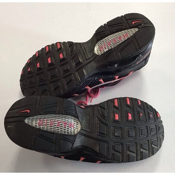 Size 8 - Womans Nike Air Max Torch 4 Black and Pink Running Shoe 🩷 - Picture 7 of 7